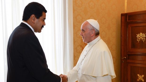 Maduro-y-Papa-Francisco-revisan-la-situacion-politica-venezolana